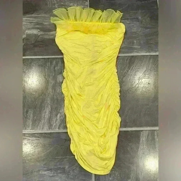 NWT yellow fashion nova Sunday brunch Ruched Midi Dress sz medium M - Picture 4 of 10